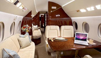 Falcon 900